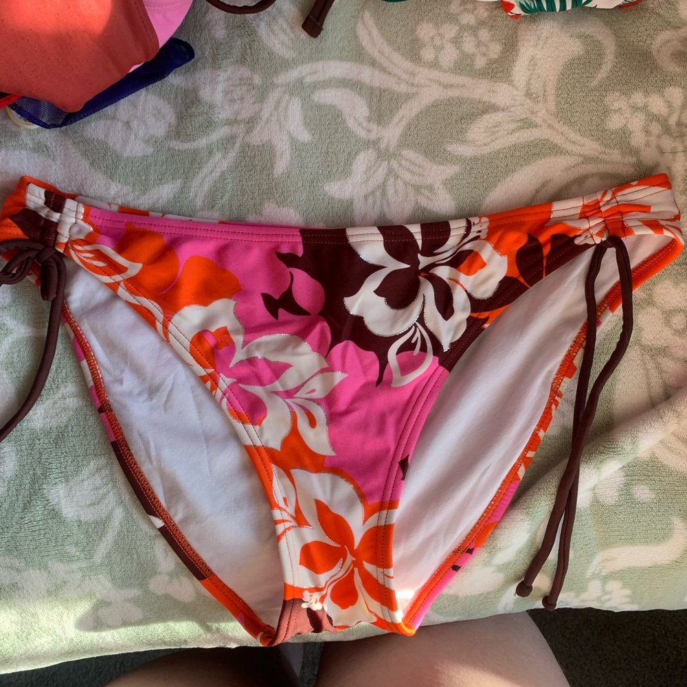 Vintage Arizona Jean Company Pink and Orange Floral Bikini
